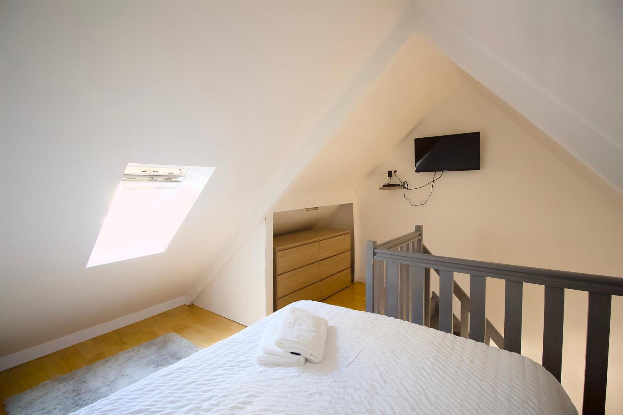 Triplex Lumineux A Cherbourg, Hyper Centre, 2 Pas Du Port & Vie Nocturne, Intendance Luxury Host Exteriér fotografie